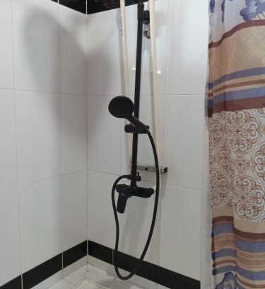 Titiribi Bed & Breakfast | Bed and bath at Villacarolina