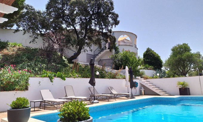 Competa Bed & Breakfast | Bed and Breakfast La Madrugada