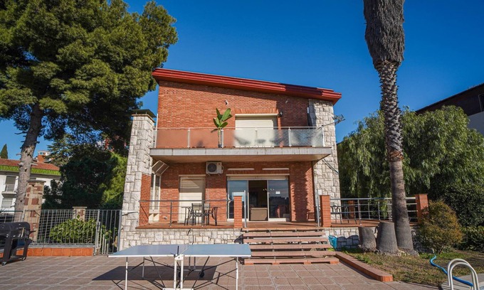 Vallcarca i els Penitents Villa | Bed&BCN Hills House with swimming pool