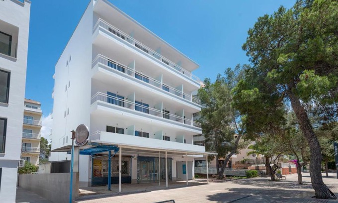 El Arenal Hotel | Beetroot Mallorca