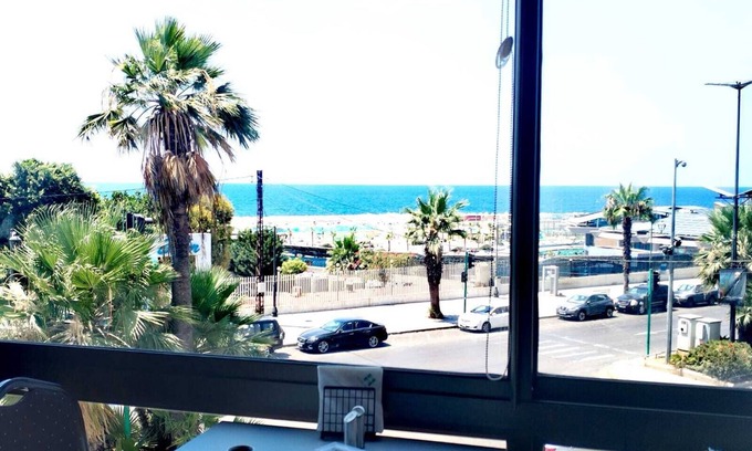 Ras Beirut Apartment | Beirut Mediterranee Hotel by Hansa
