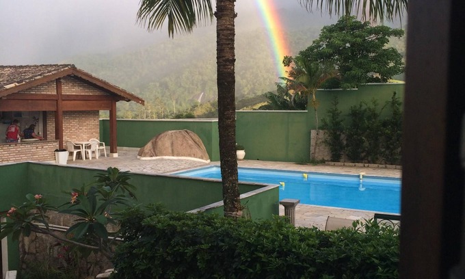 Tesouro da Colina House | Bela Ilha Guest House - Suite Jabaquara