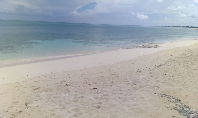 Gambier Apartment | Bell At The Airport Suites - Adults Only