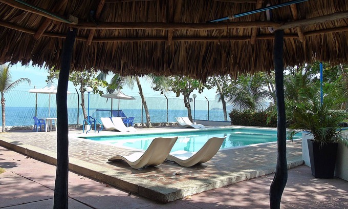 Papare House | BELLA CABAA CON SALIDA A LA PLAYA