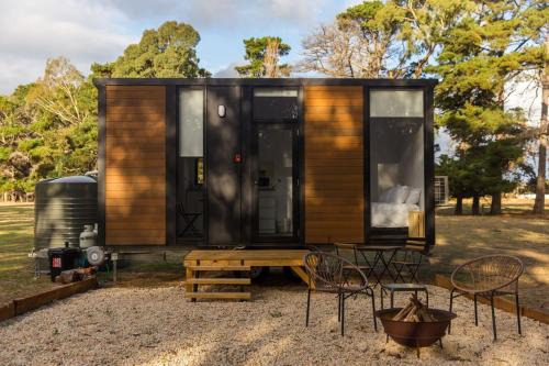 Inman Valley House | Bella's Haven by Tiny Away