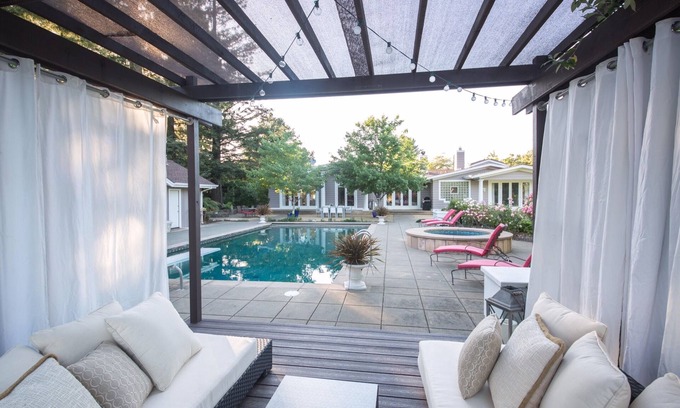 St. Helena House | BELLISIMA- in the heart of the Napa Valley.