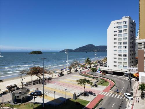 Centro House | Belo apartamento compartilhado beira mar no centro de BC