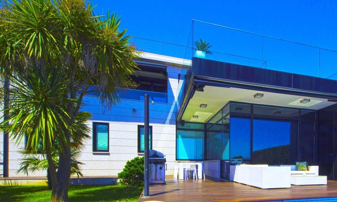 Sanxenxo Villa | Belvilla by OYO Villa Catro Faros