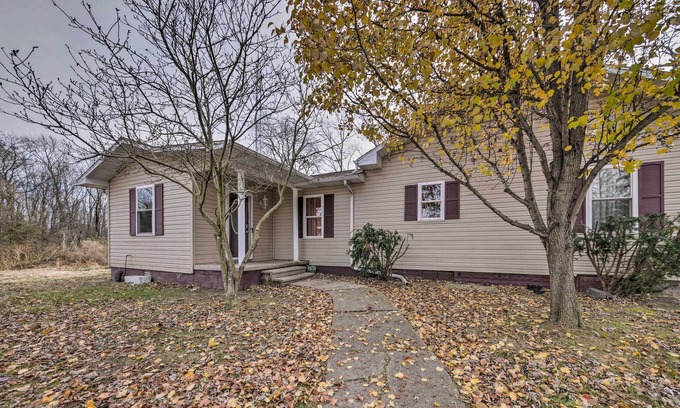 Benton House | Benton House w/ Fishing & Hunting On-Site!