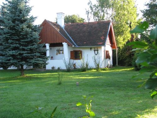 Szalafo House | Berkenye Fogadó