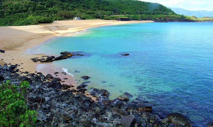 Pupukea Apartment | BEST BEACH LOCATION! 5 STAR LUXURY, Modern, Spacious, ATMOS Theater, BEACH BIKES