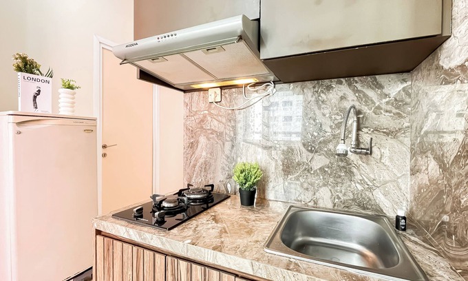 Rawasari Apartment | Best Deal And Warm 2Br Apartment Green Pramuka City