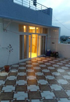 Toli Chowki House | Best Location Best Family