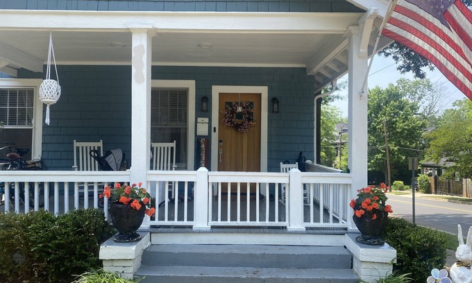 Dilworth House | BEST LOCATION IN CHARLOTTE! 3 Bed/2 Bath Dilworth House (Pet Friendly w/Fence)