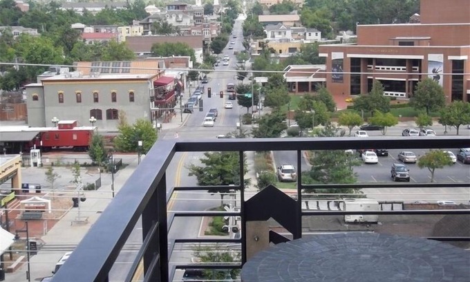 Fayetteville Condo | Best location on Dickson! Corner unit! Beautiful Views of Dickson and campus!