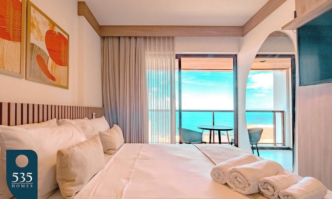 Parafuso Apartment | Best of Barra in an apartment 100m from the Farol