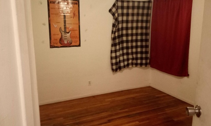 Lenwood House | Best price Or Better offer family Home