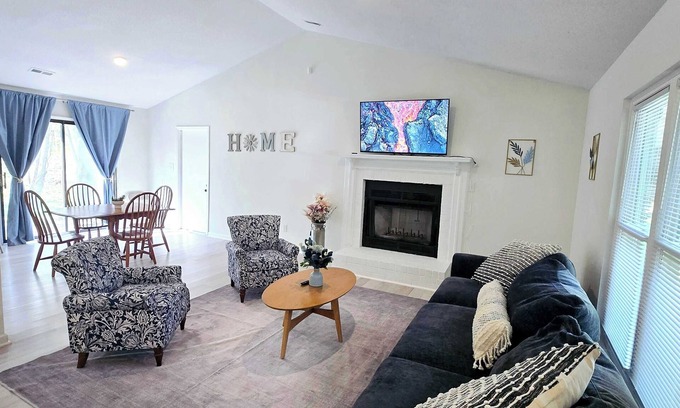 Toddville Road House | Best Value in Charlotte