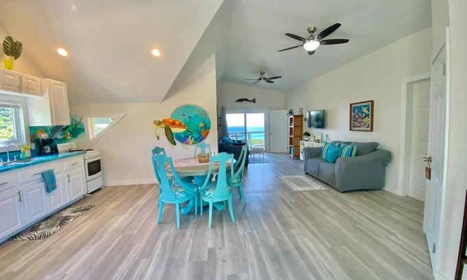 Antoneys Cay House | Best view in West Bay, Roatan!