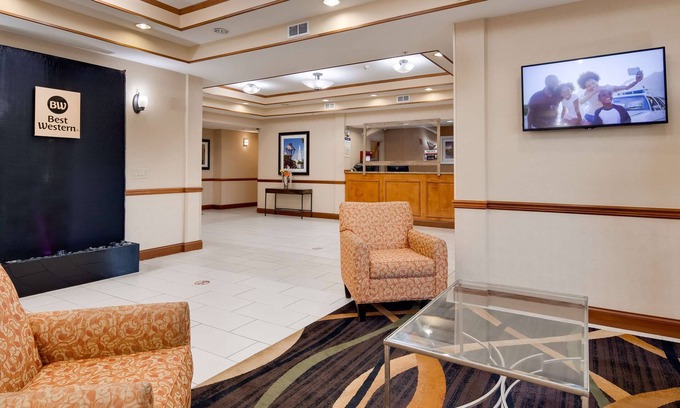 Latta Hotel | Best Western Executive Inn