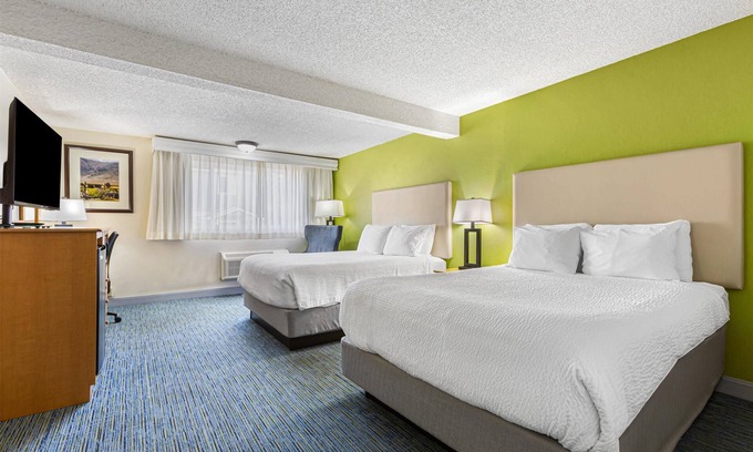 Tonopah Hotel | Best Western Hi-desert Inn