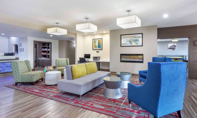 South Arlington Hotel | Best Western Plus Mansfield Inn & Suites