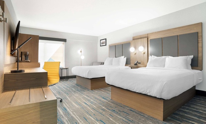 Mobile Hotel | Best Western Plus Mobile Inn & Suites