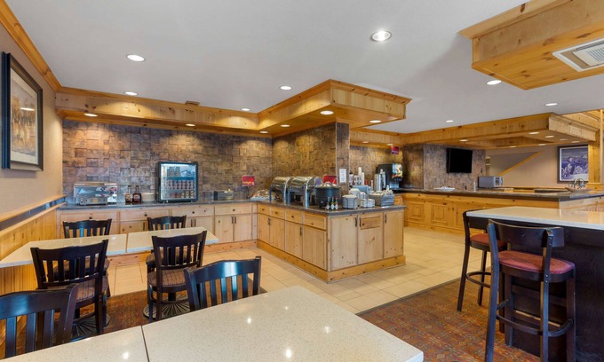 Altamont Hotel | Best Western Plus Olympic Inn