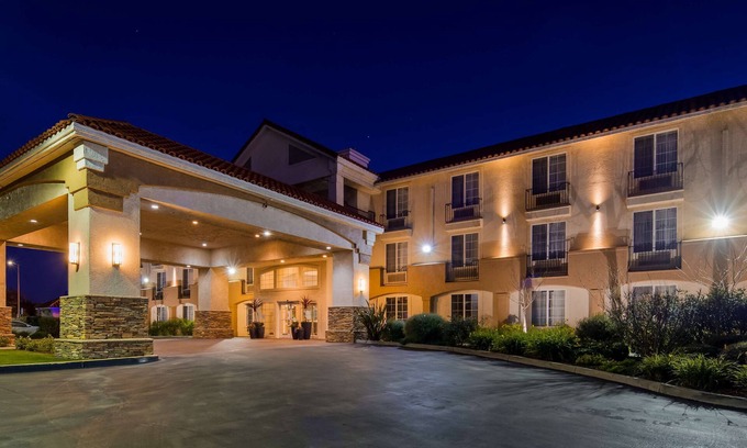 Salinas Hotel | Best Western Salinas Valley Inn & Suites