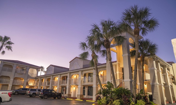St. Augustine Beach Hotel | Best Western Seaside Inn