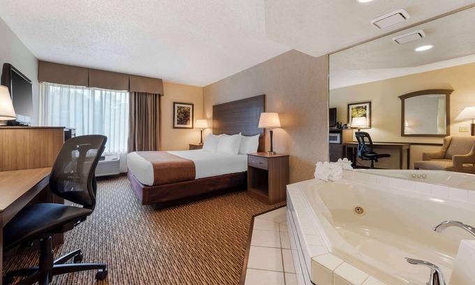 Spooner Hotel | Best Western Spooner Riverplace