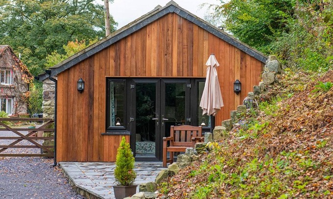 Llanrwst Cottage | Beudy Bach - One Bedroom Cottage, Sleeps 2