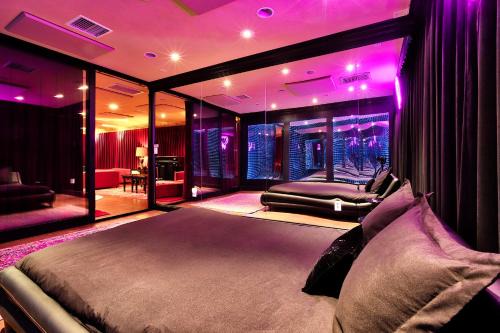 Joshua Tree Villa | Beyond: Historic Rock & Roll Studio