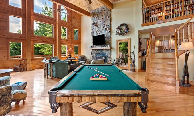 Old Fort Cabin | Big Sky Lodge | Long-range Views of Lake Lure!