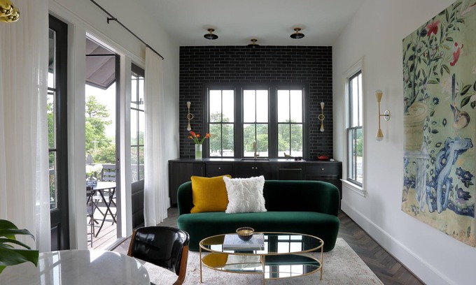 Lindridge-Martin Manor Apartment | Big Style in Buckhead|Midtown - The Tower