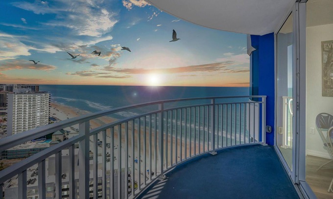Daytona Beach Shores Condo | Biketoberfest Special! Oceanfront Pool,Spa-26flr Panoramic River&Ocean views!