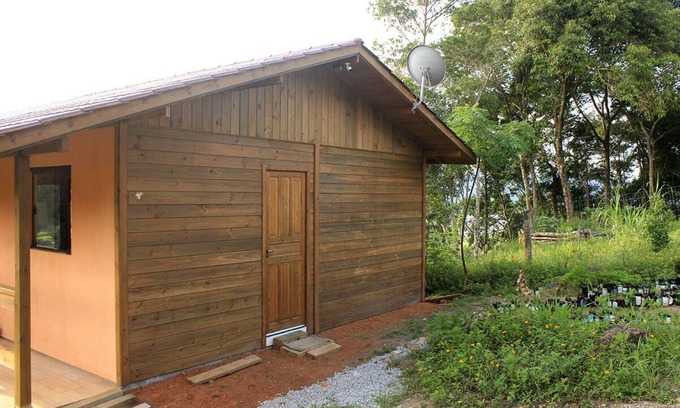 Paulo Lopes House | Bird's Rest - New house with 2 suites, living room, kitchen, balcony with a view.