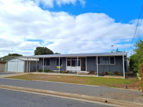 Port Vincent House | BJ's Beach House