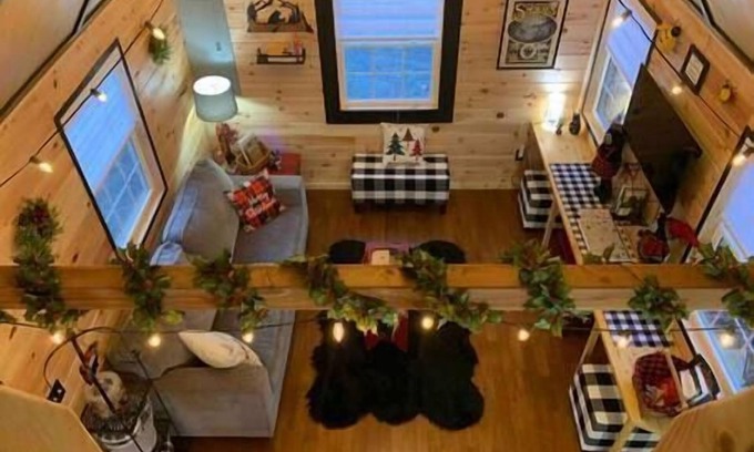 Dunlap Cabin | Black Bear Bungalow at Coops Creek Cabins