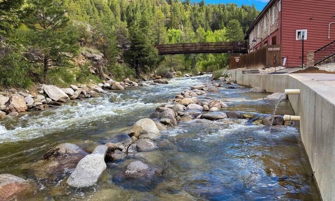 Howard House | Black Bear Lodge 7 Su