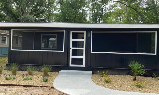 Yaupon Beach House | Black Pearl Bungalow