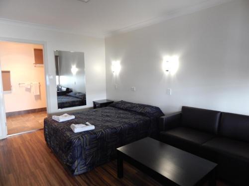 Blackwater Hotel | Blackwater Hotel Motel