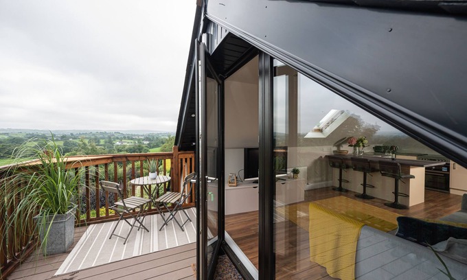 Tassagh Apartment | Blairmont view