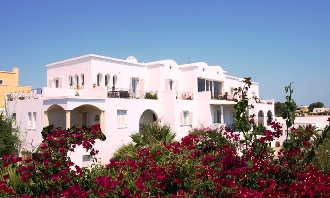 Monolithos House | BLISS ESTATE, ocean views,by the black beach, Exclusive.