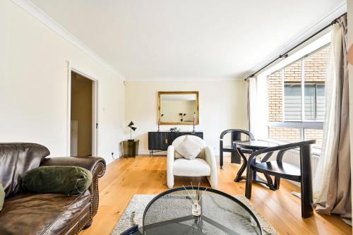 Knightsbridge Villa | bloomrooms@Knightsbridge/HydePark