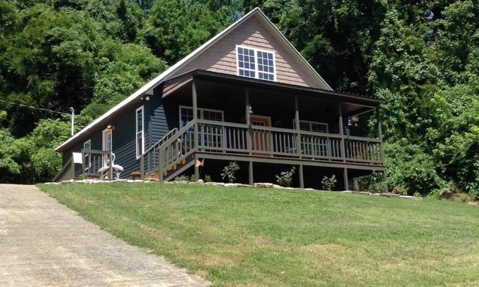 Estillfork House | Blue Cabin by the creek, Estillfork creek, perfect getaway