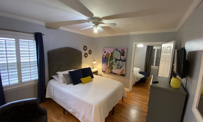 Murfreesboro House | Blue Door Casa Grande - Fast Fiber Wifi & The Comforts of Home!