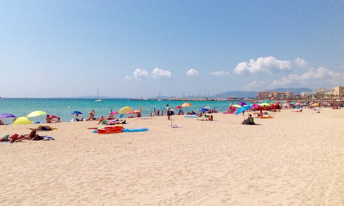 Can Pastilla House | Blue House by the Sea