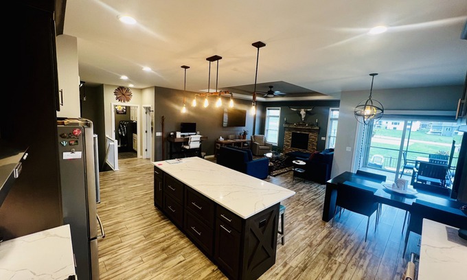 Madison House | Blue Ridge Home - Featuring 4 King Beds & 1 Queen Bed - Comfort/Luxury Awaits