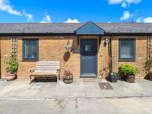 Nantgarw House | Bluebell Cottage